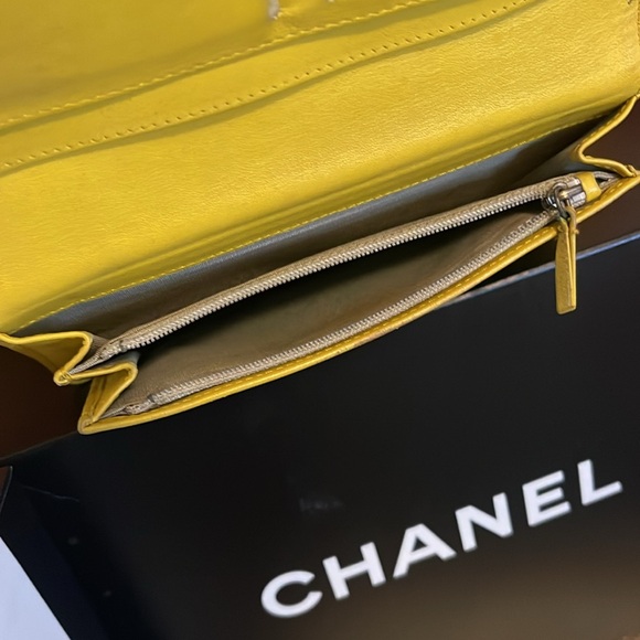 Chanel Wallet - Picture 12 of 16